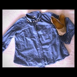 Button up chambray shirt